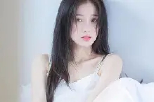 震惊！卢昱晓因片场不当行为塌房网友热议职业素养问题