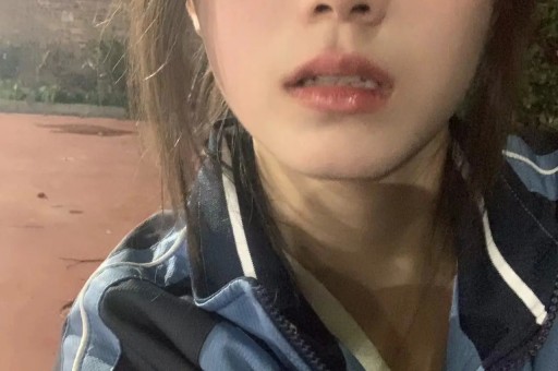 关晓彤被内涵潜规则：更可怕的是所有人都在等塌房