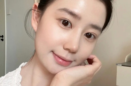 内娱1天4大瓜！顶流恋情、深夜泡酒吧、全身整容一个比一个离谱