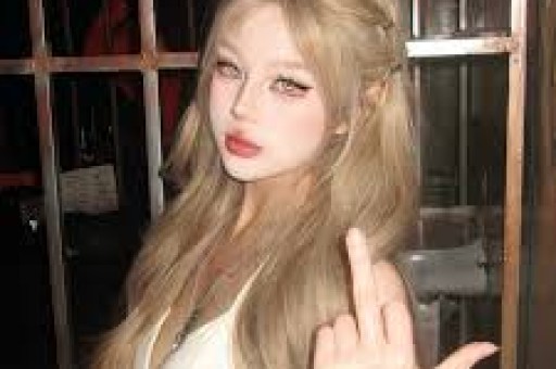 【图】黄致列《我是歌手》第五期排名暴跌再度来湘遭粉丝围堵